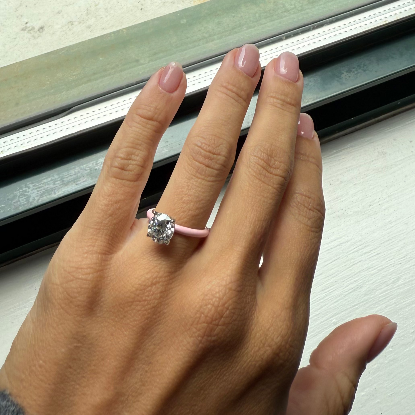 White Round Moissanite Enamel Ring