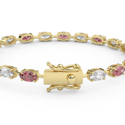 Diana Bracelet in Red