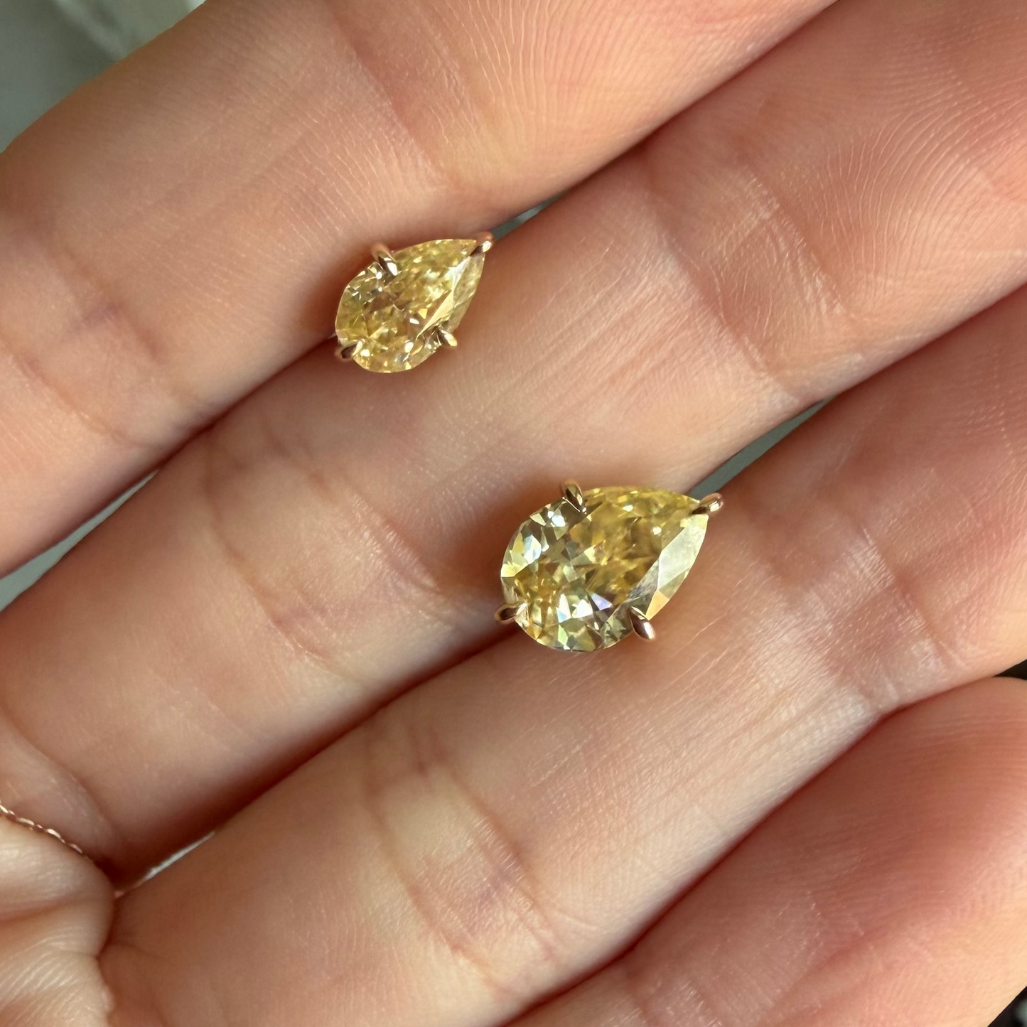 Lily Studs in Champagne