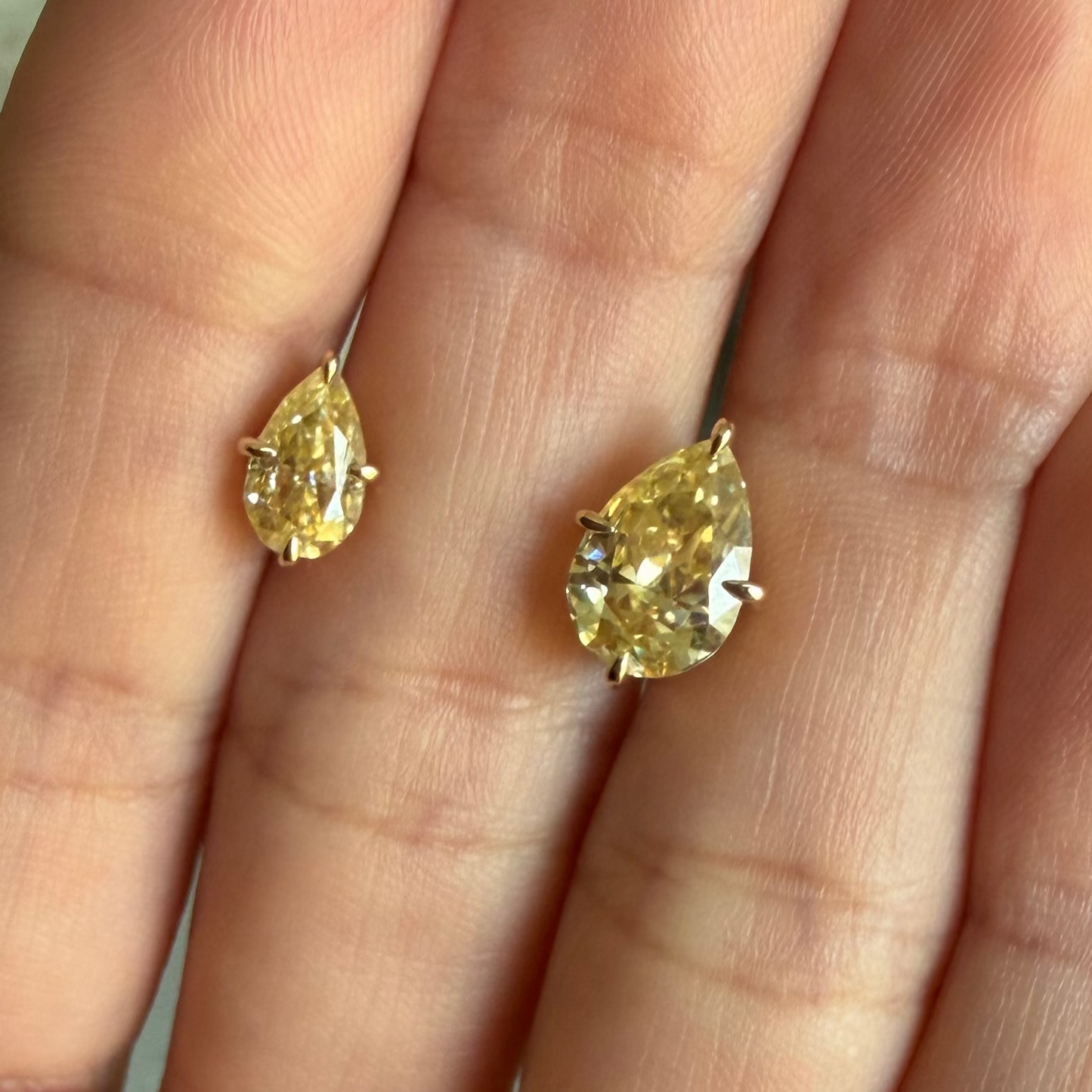 Lily Studs in Champagne